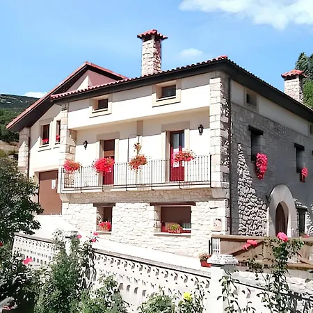 Spacious House In Merindad De Valdivielso Quintana de Valdivielso